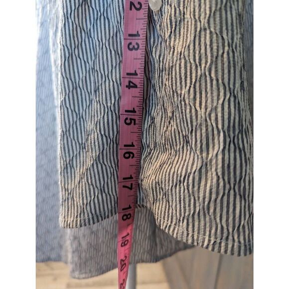 Chicos Womens 2 Medium Pullover Tunic Top Roll Tab Sleeves Black White Stretch - Picture 10 of 13